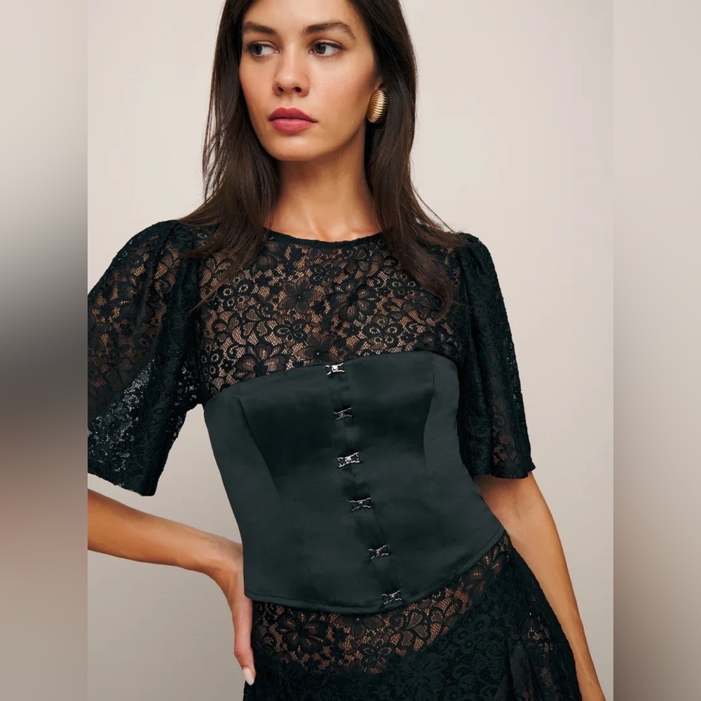 Reformation Jaclyn Satin Top - Black - NWT Size 12